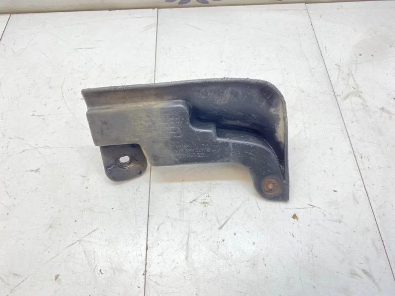 Брызговик передний правый Hyundai Accent 1.5 G4EB - миниатюра 6
