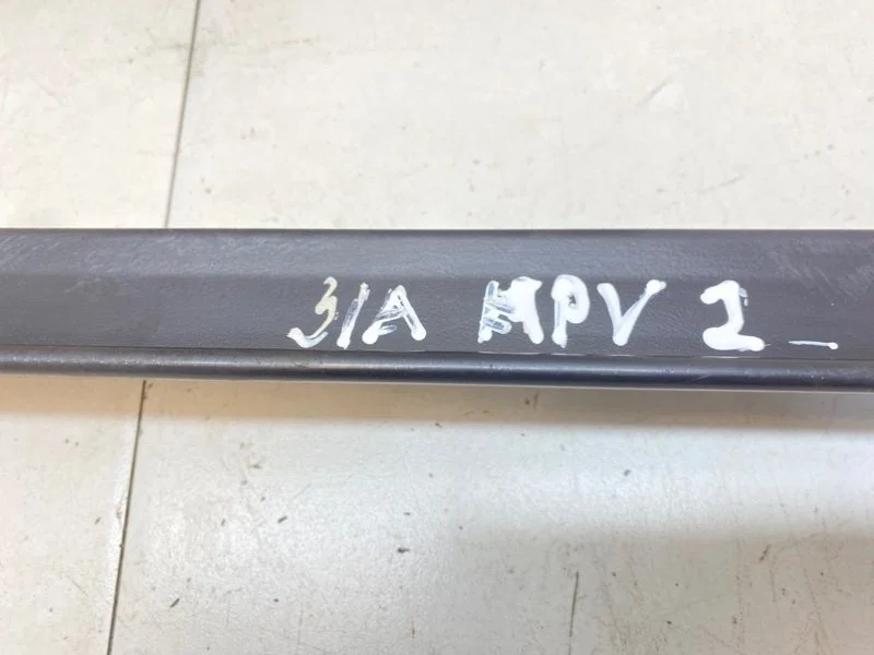 Направляющая двери задняя левая Mazda MPV (LW) 2.5 - миниатюра 4