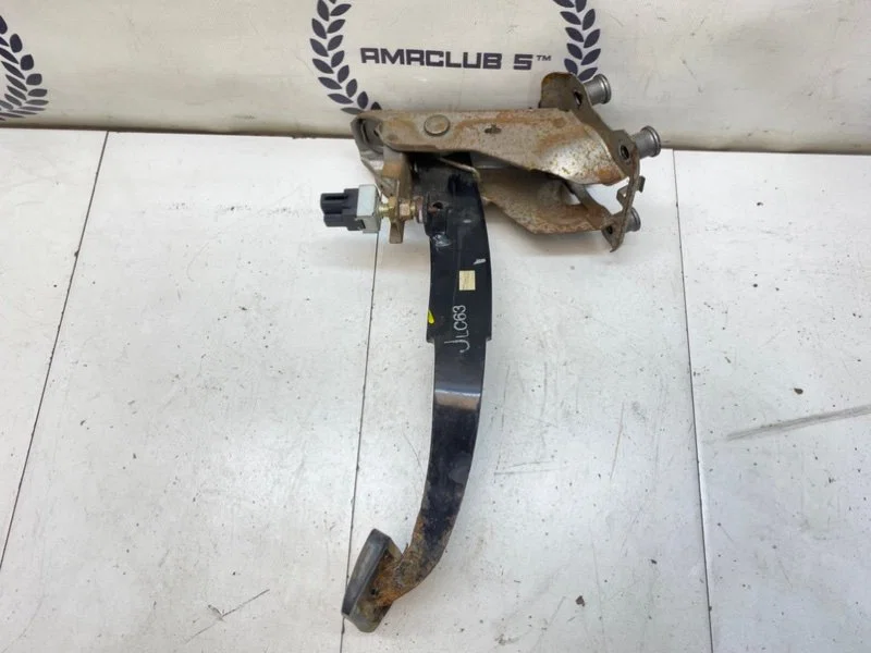 Педаль тормоза Mazda MPV (LW) 2.5 GY-DE 2001 - миниатюра 3
