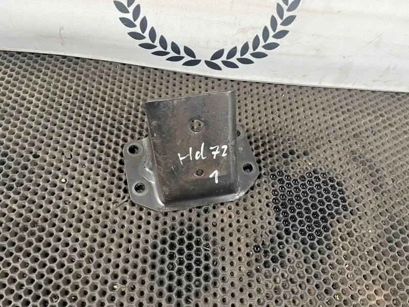 Кронштейн двигателя правый Hyundai hd72 D4AL - миниатюра 2