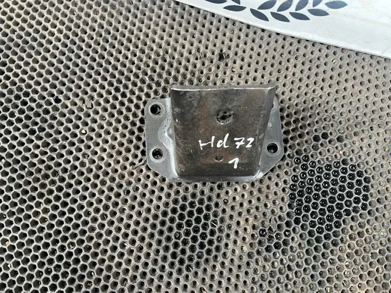 Кронштейн двигателя правый Hyundai hd72 D4AL - миниатюра 3