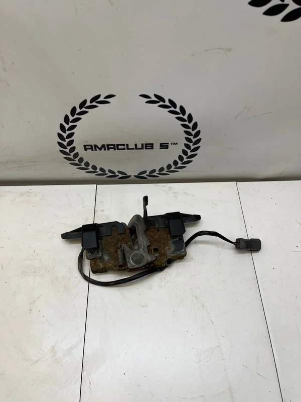 Замок капота Mazda CX-7 L3-VDT 2007 - изображение 1