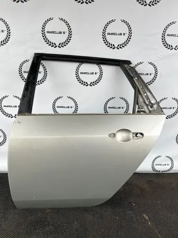 Дверь задняя левая Nissan Primera P12 УНИВЕРСАЛ