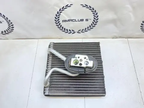 Испаритель кондиционера Skoda Octavia 2 A5 (1Z)