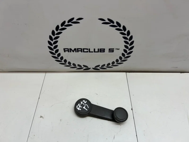Ручка стеклоподъемника Ford Focus 1 КУПЕ 2.0 ZETEC