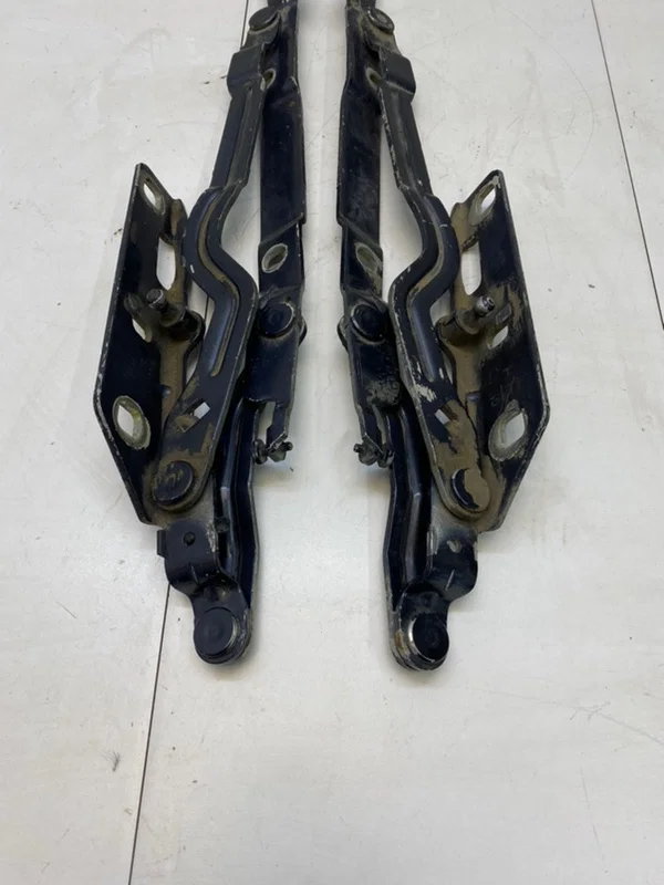 Петли крышки багажника Opel Omega b X25XE 1994 - миниатюра 2