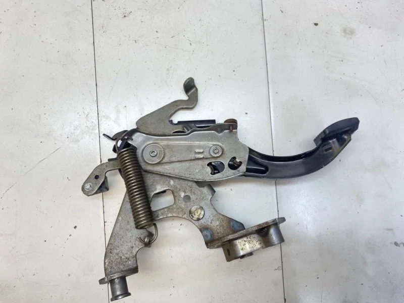 Педаль стояночного тормоза Mazda CX-7 2.3 L3-VDT - миниатюра 5