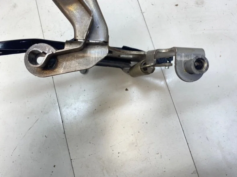 Педаль стояночного тормоза Mazda CX-7 2.3 L3-VDT - миниатюра 8