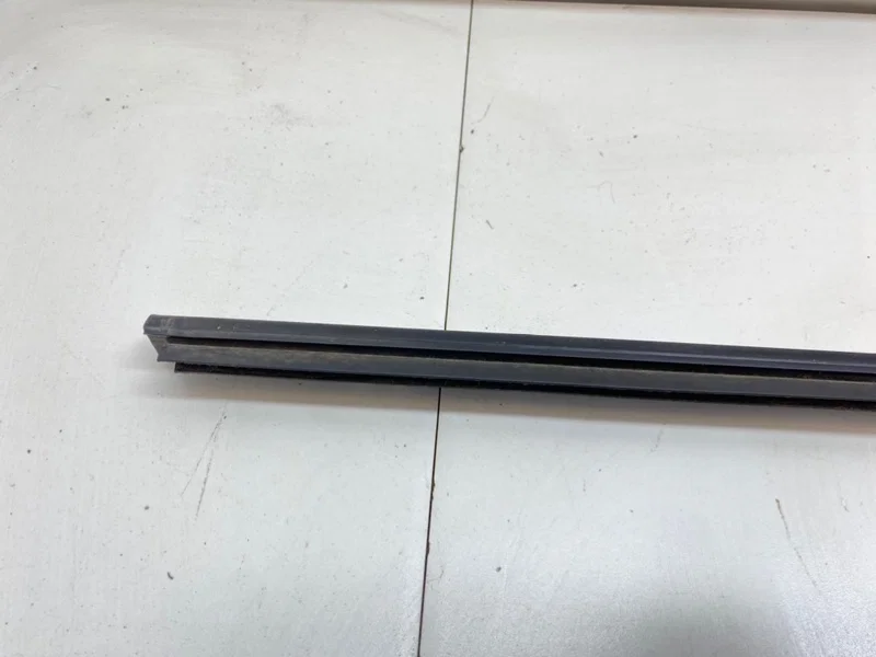 Бархотка внешняя передняя правая Nissan Almera n15 - миниатюра 7