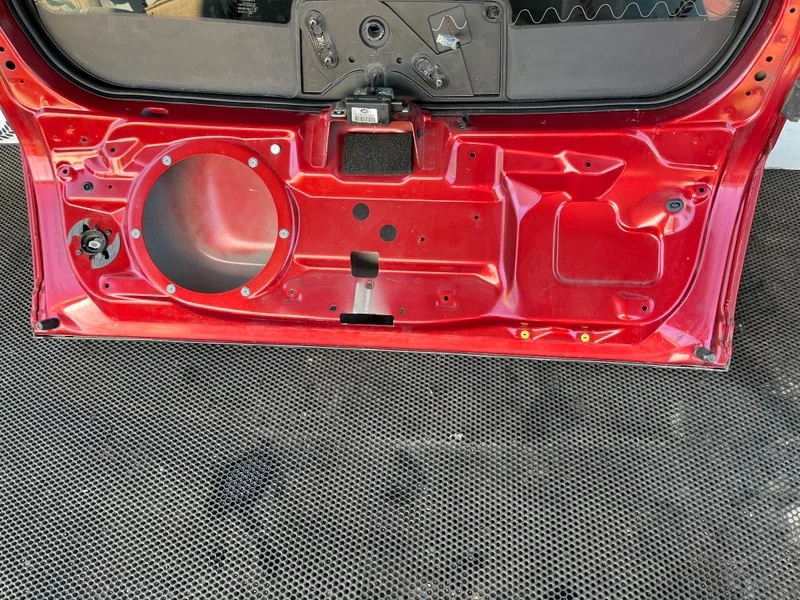 Крышка багажника Land Rover Range Rover Sport L320 - миниатюра 9
