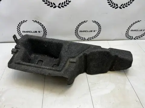 Ящик багажника правый Nissan Primera P12 УНИВЕРСАЛ
