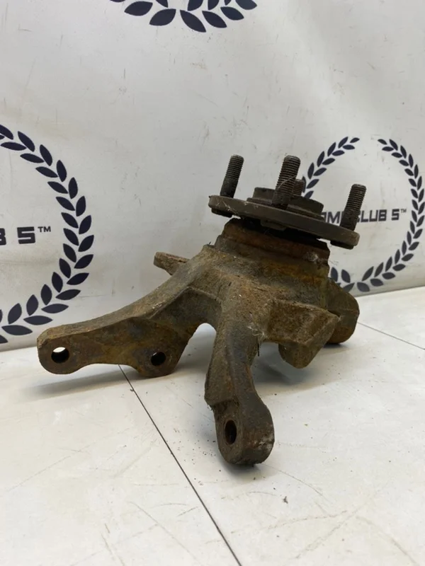 Кулак передний правый Mitsubishi Lancer 6 - миниатюра 3