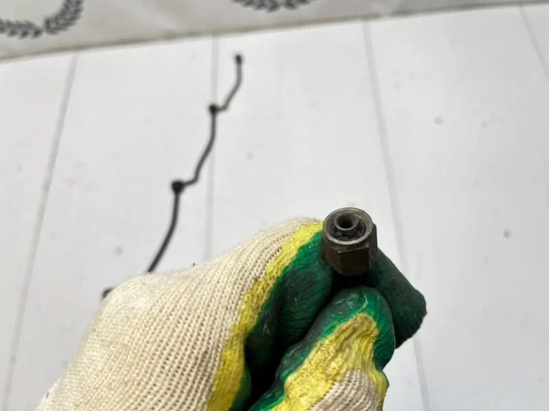 Трубка топливная DongFeng 1074 (EQ) 4.5 ISDE140-30 - миниатюра 8