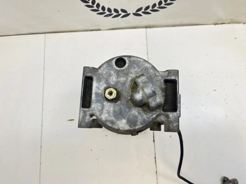 Компрессор кондиционера Geely MK Cross (LG1) 1.5 - миниатюра 7