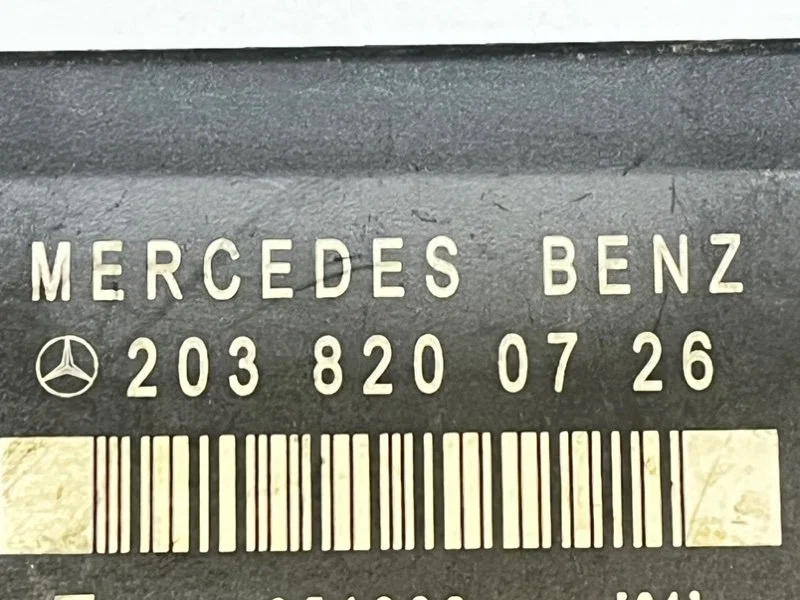 Блок управления дверью задний левый Mercedes-Benz - миниатюра 3