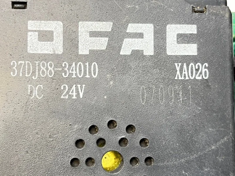 Блок управления DongFeng 1074 (EQ) 2006 - миниатюра 10