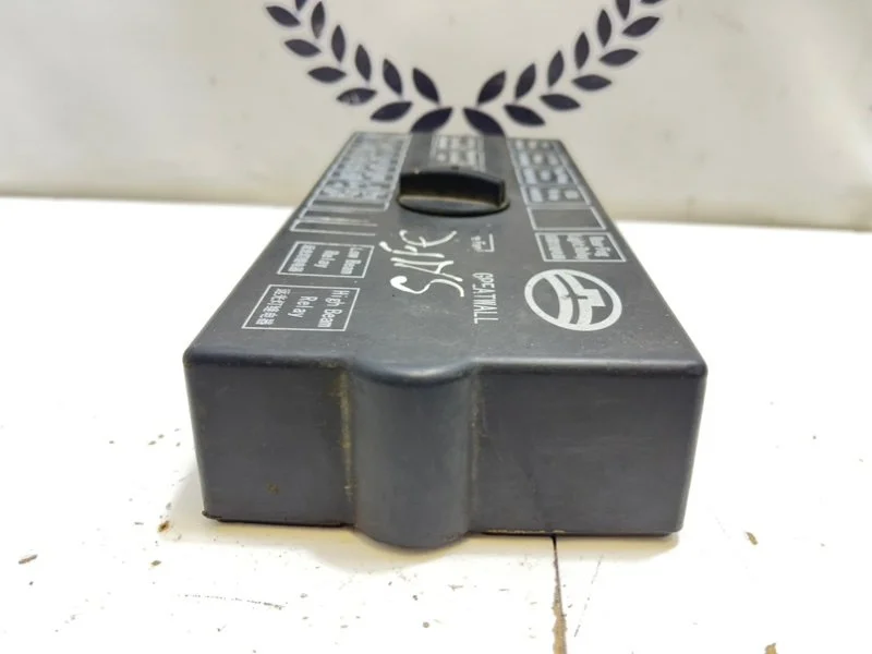 Крышка блока предохранителей Great Wall Safe (G5) - миниатюра 5