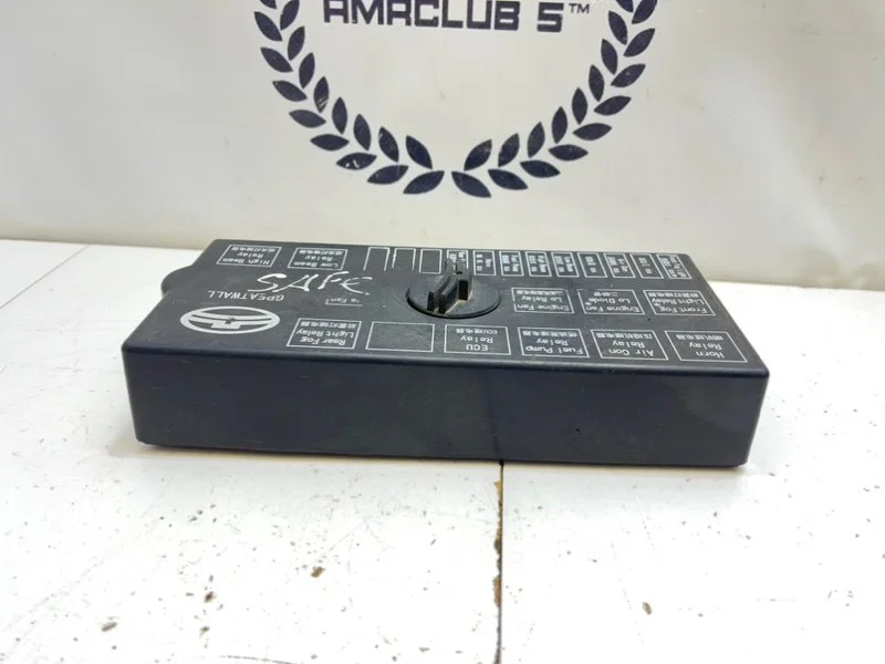 Крышка блока предохранителей Great Wall Safe (G5) - миниатюра 6