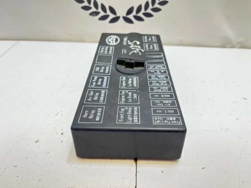 Крышка блока предохранителей Great Wall Safe (G5) - миниатюра 7