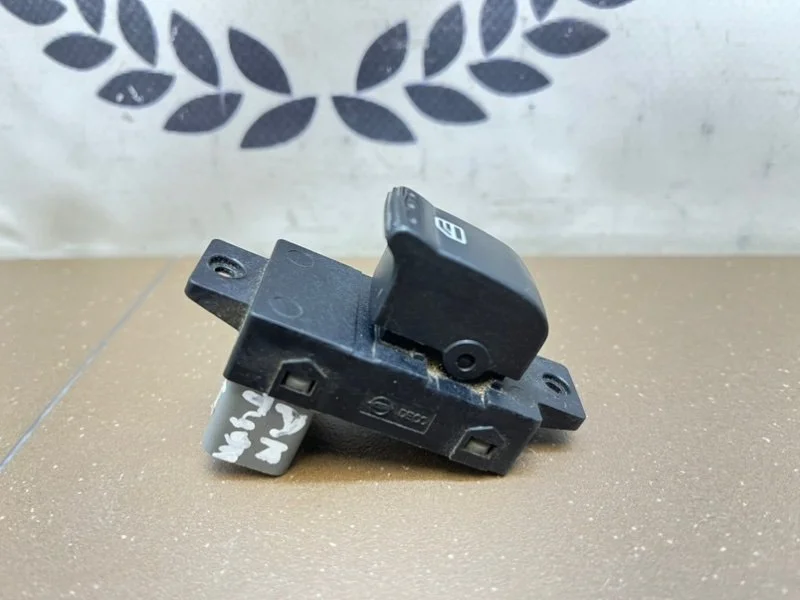 Кнопка стеклоподъемника SsangYong Actyon New (CK) - миниатюра 6