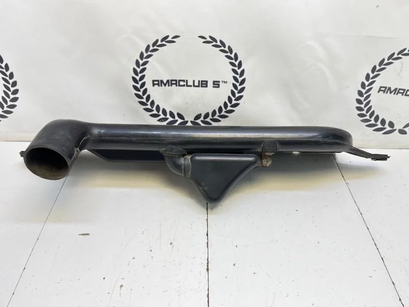 Воздухозаборник Mazda 626 (GE) 2.0 FS 1995 - миниатюра 7