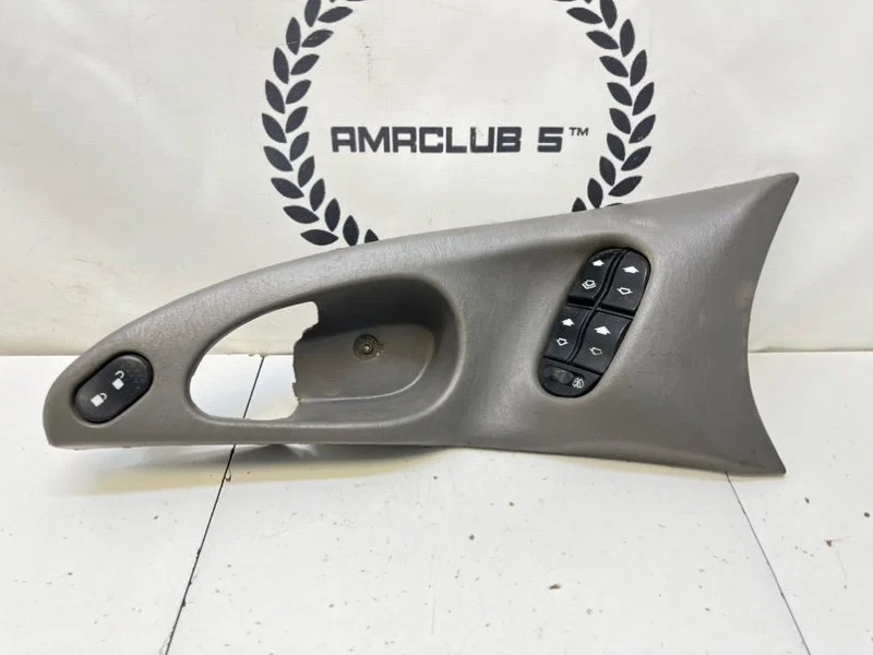 Блок управления стеклоподъемниками Ford Focus 1 - миниатюра 5