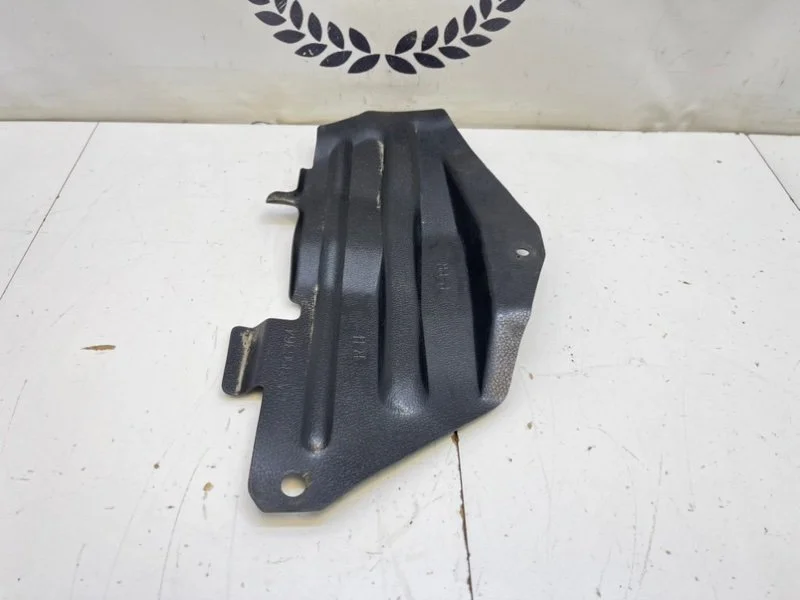 Защита днища кузова Mazda 626 (GE) 1.8 FP 1997 - миниатюра 5