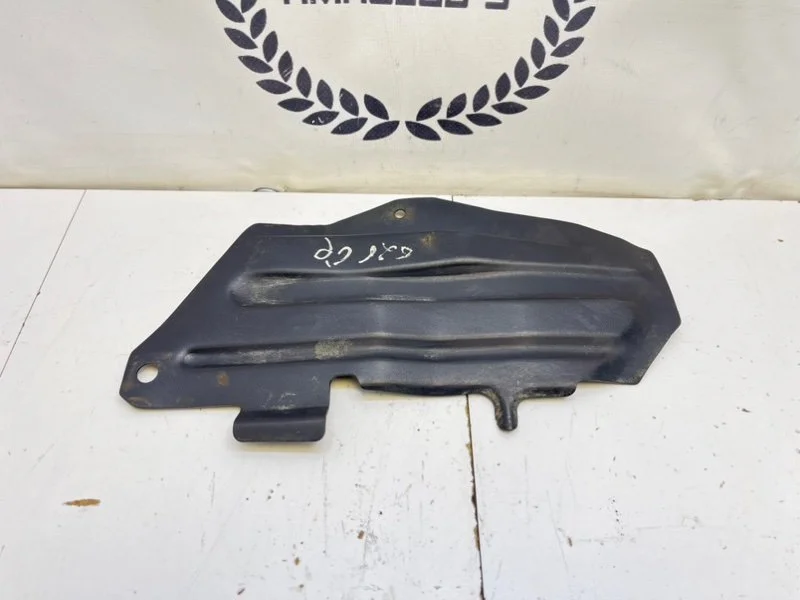 Защита днища кузова Mazda 626 (GE) 1.8 FP 1997 - миниатюра 9