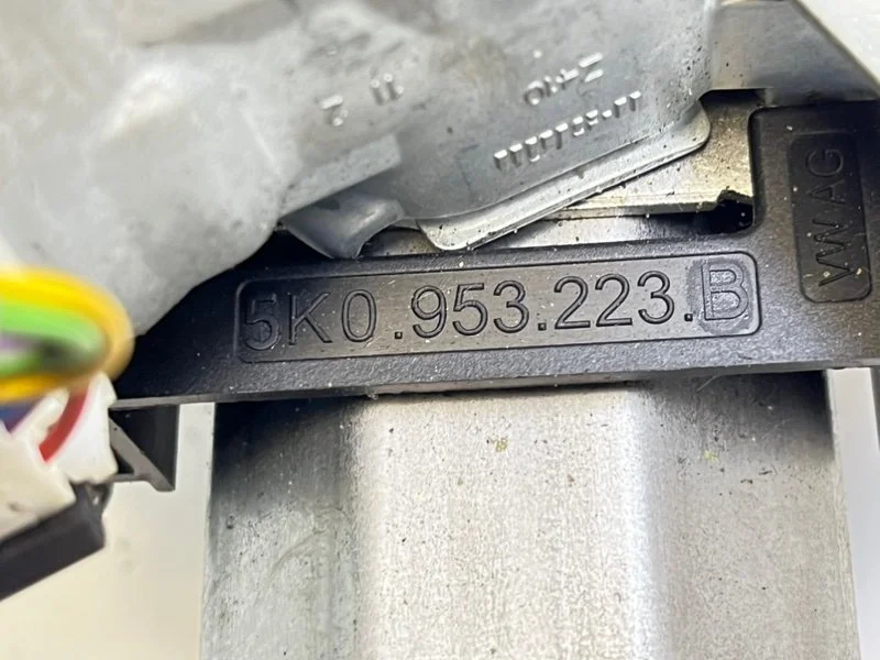 Рулевая колонка с замком зажигания Skoda Octavia 3 - миниатюра 7