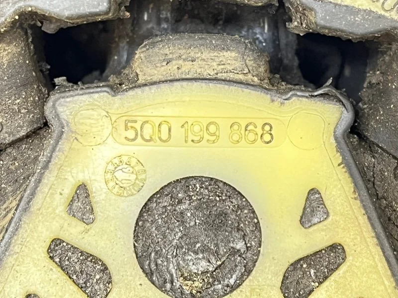 Подрамник передний Skoda Octavia 3 A7 (5E) 1.6 - миниатюра 6