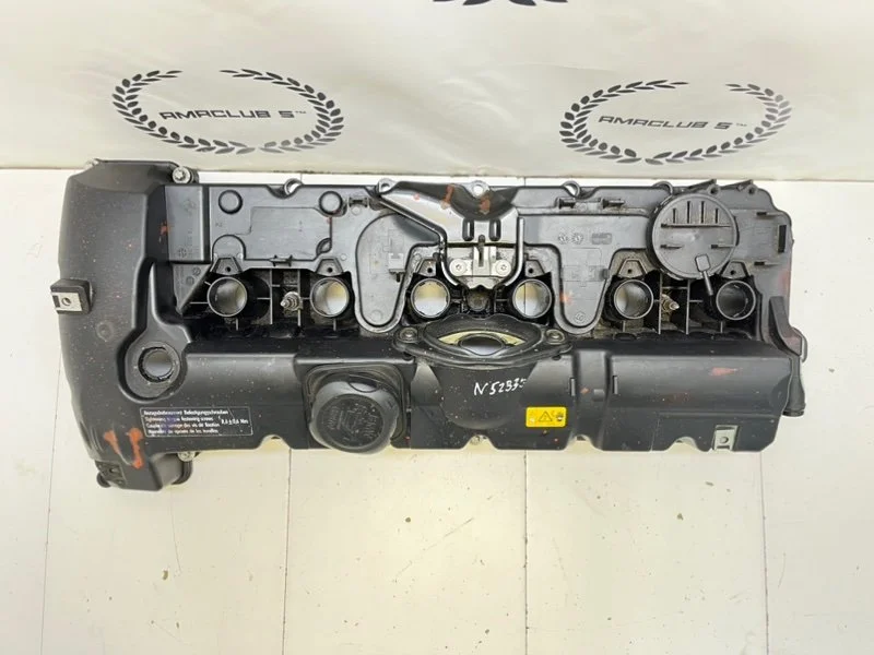 Клапанная крышка BMW X5 (E70) 3.0 N52B30A 2010 - миниатюра 2