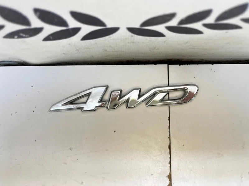 Эмблема Toyota RAV4 (A20) 2005 - миниатюра 2
