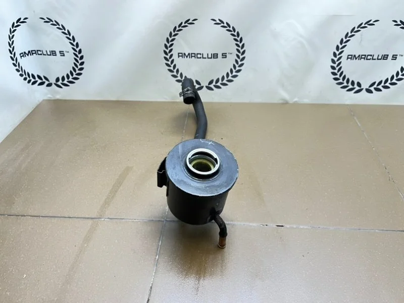 Бачок гур Nissan Almera n15 1.4 GA14 1996 - миниатюра 4