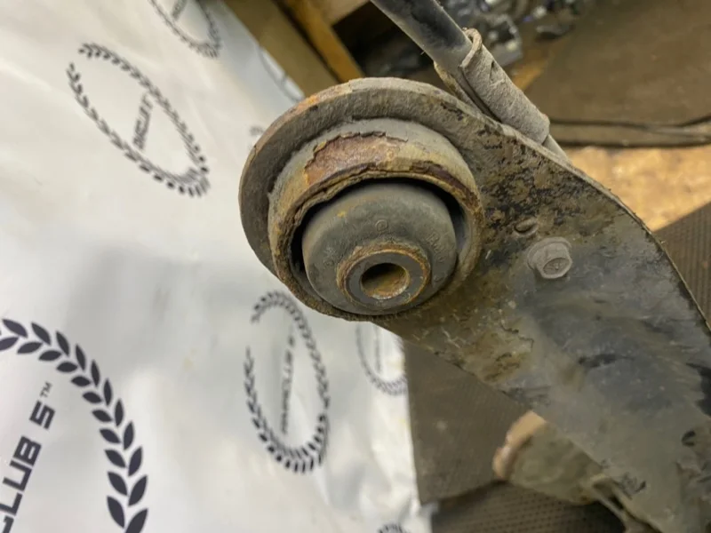 Задняя балка Nissan Primera P11 1.6 GA16 1999 - миниатюра 4