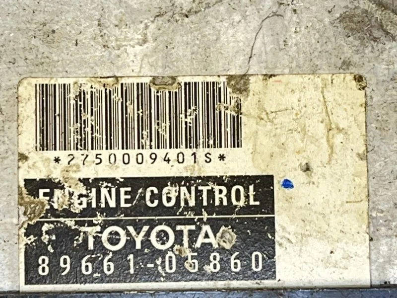 Эбу блок управления двигателем Toyota Avensis 2 - миниатюра 3