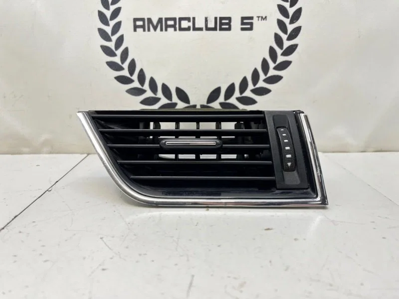 Дефлектор воздуховода правый Skoda Octavia 3 A7 - миниатюра 3