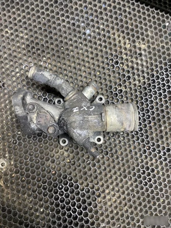 Корпус термостата Mazda CX-7 L3-VDT 2006-2009 - миниатюра 5