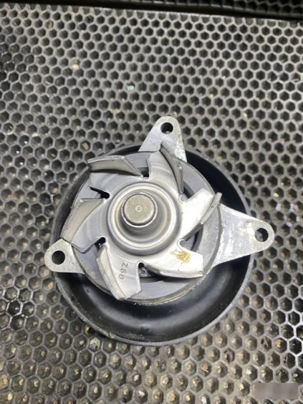 Помпа Mazda CX-7 L3-VDT 2006-2009 - миниатюра 2