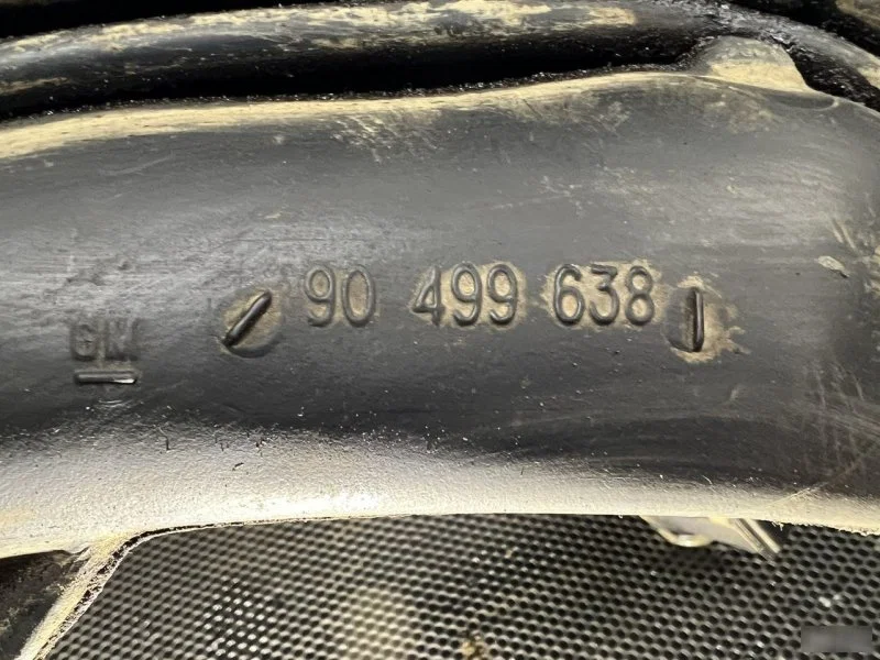Горловина бензобака Opel Vectra B 1995-2000 - миниатюра 2