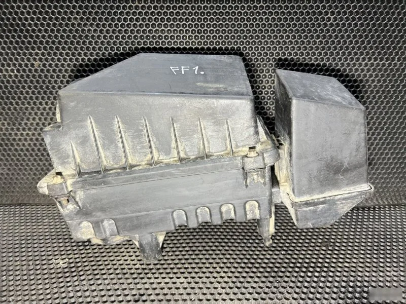 Корпус воздушного фильтра Ford Focus 1998-2004 - миниатюра 2