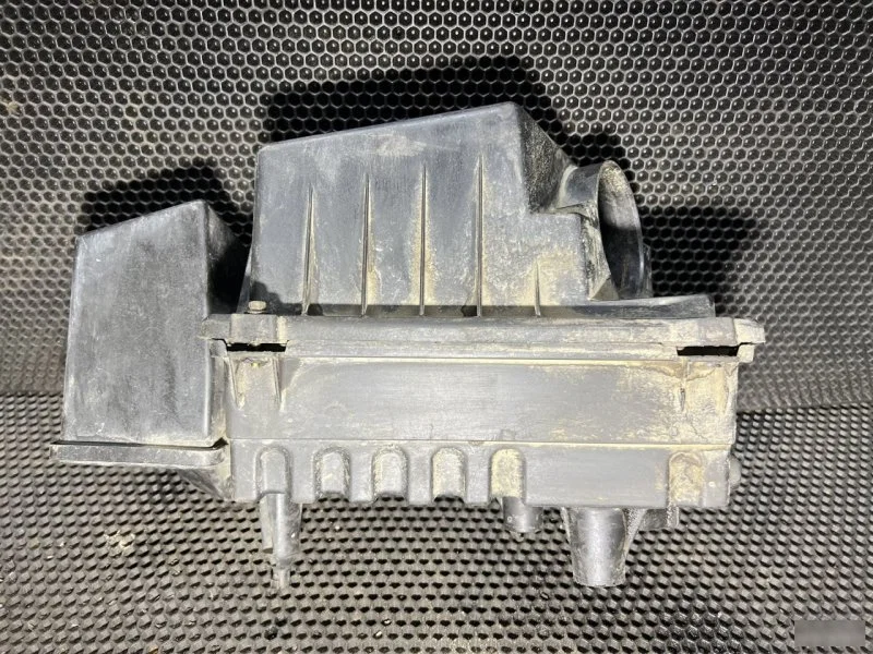 Корпус воздушного фильтра Ford Focus 1998-2004 - миниатюра 3
