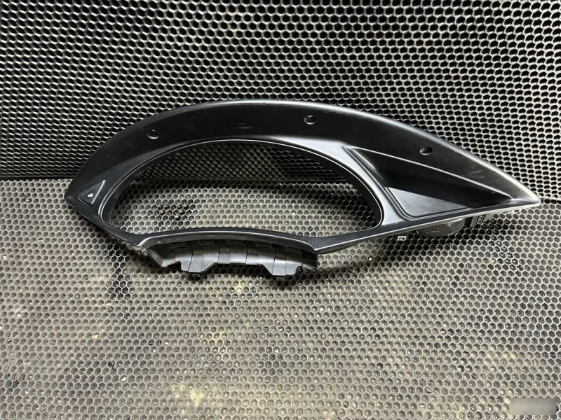 Козырек приборной панели Ford Focus 1998-2004