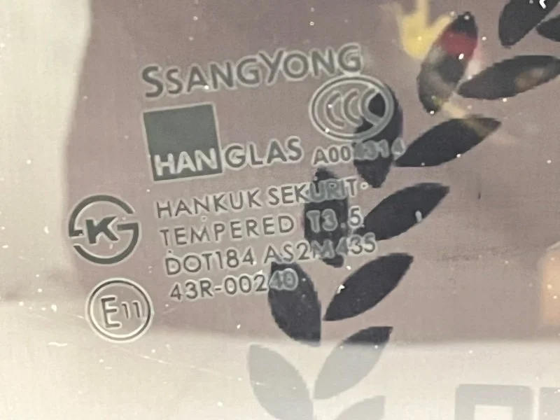 Стекло двери заднее правое SsangYong Actyon Sports - миниатюра 5