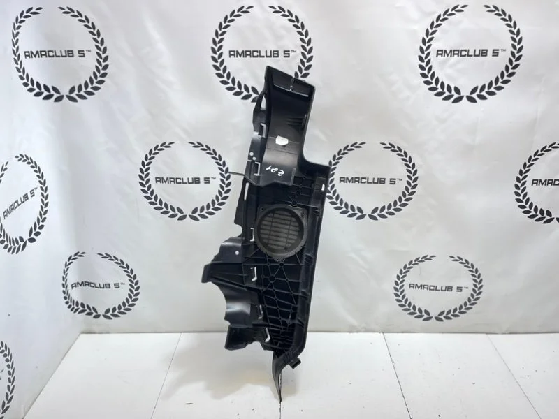 Кронштейн полки багажника BMW 1-series (E81) 2007 - миниатюра 7