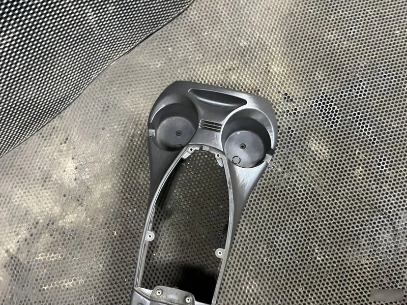 Центральная консоль Ford Focus 1998-2004 - миниатюра 3