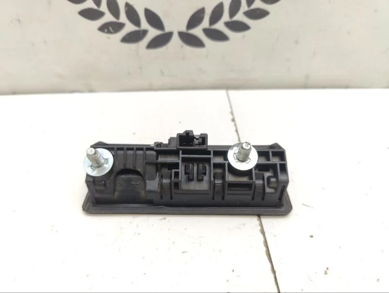 Кнопка открывания багажника Volkswagen Tiguan 1 - миниатюра 7
