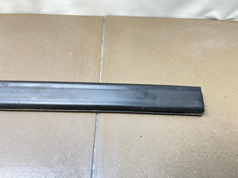 Молдинг крыши правый Toyota RAV4 (A40) 2.0 3ZRFE - миниатюра 8