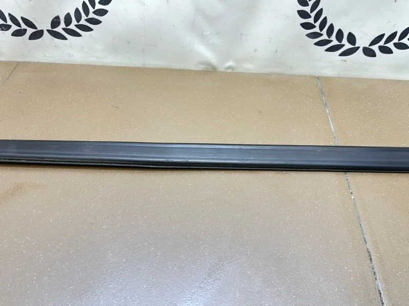 Молдинг крыши правый Toyota RAV4 (A40) 2.0 3ZRFE - миниатюра 9