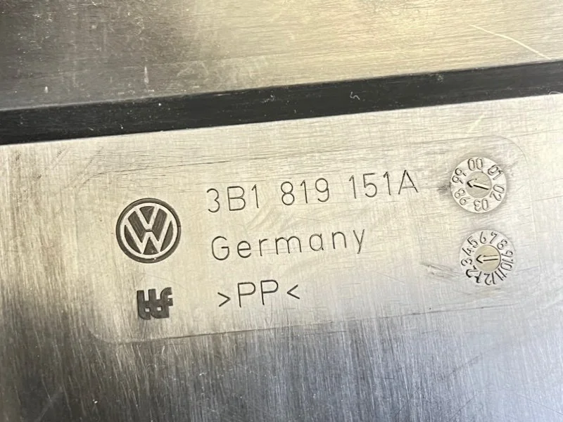 Корпус печки Volkswagen Passat B5 (3B) 1.8 ARG - миниатюра 10