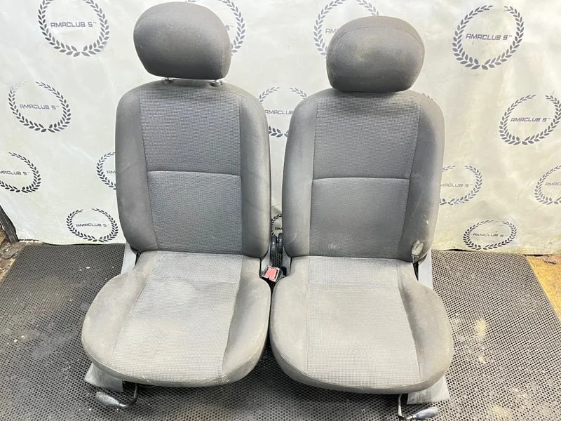 Сиденья передние Ford Focus 1 СЕДАН 1.8 ZETEC 2003